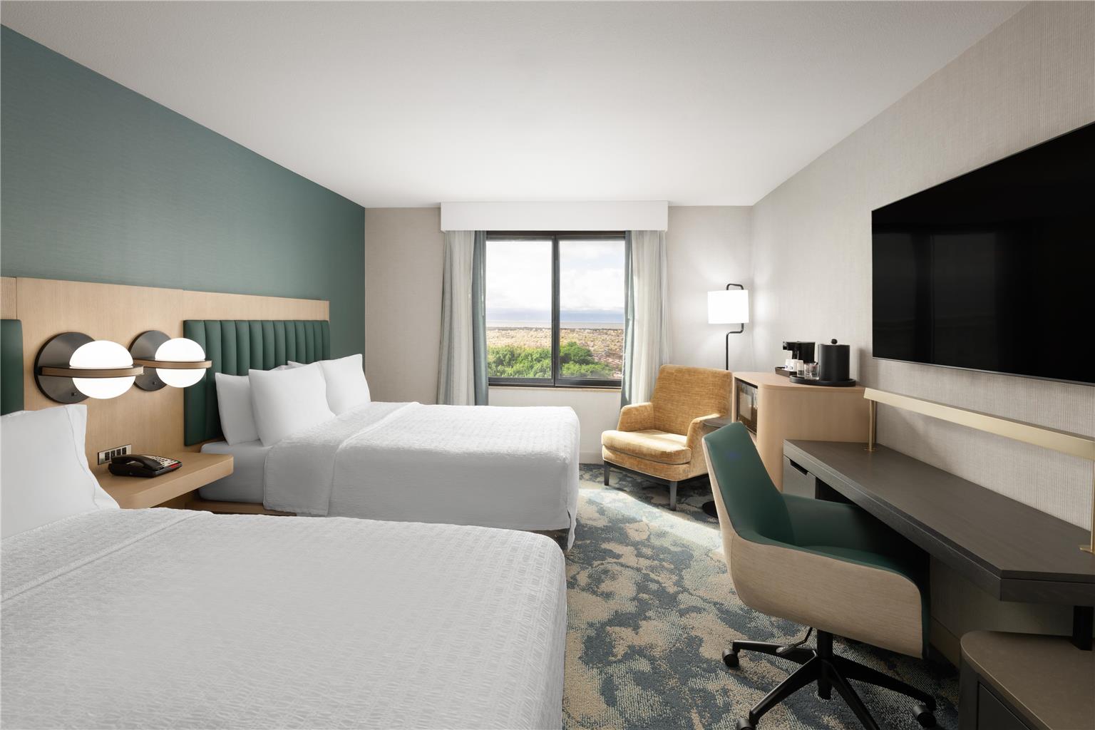 Hampton Inn & Suites Oakland Airport-Alameda Image