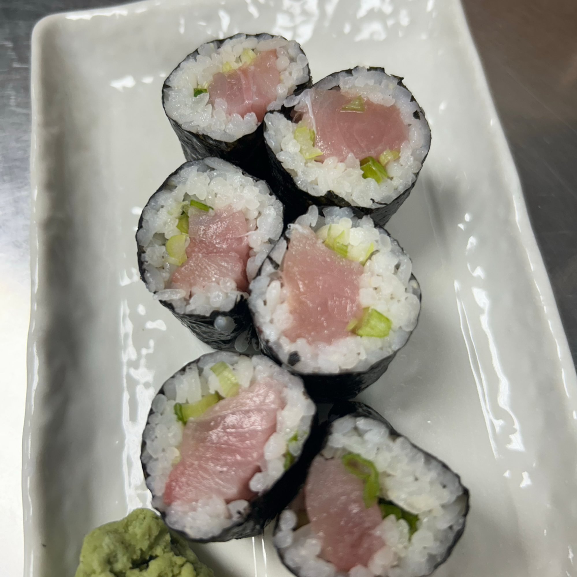 Yellowtail Roll