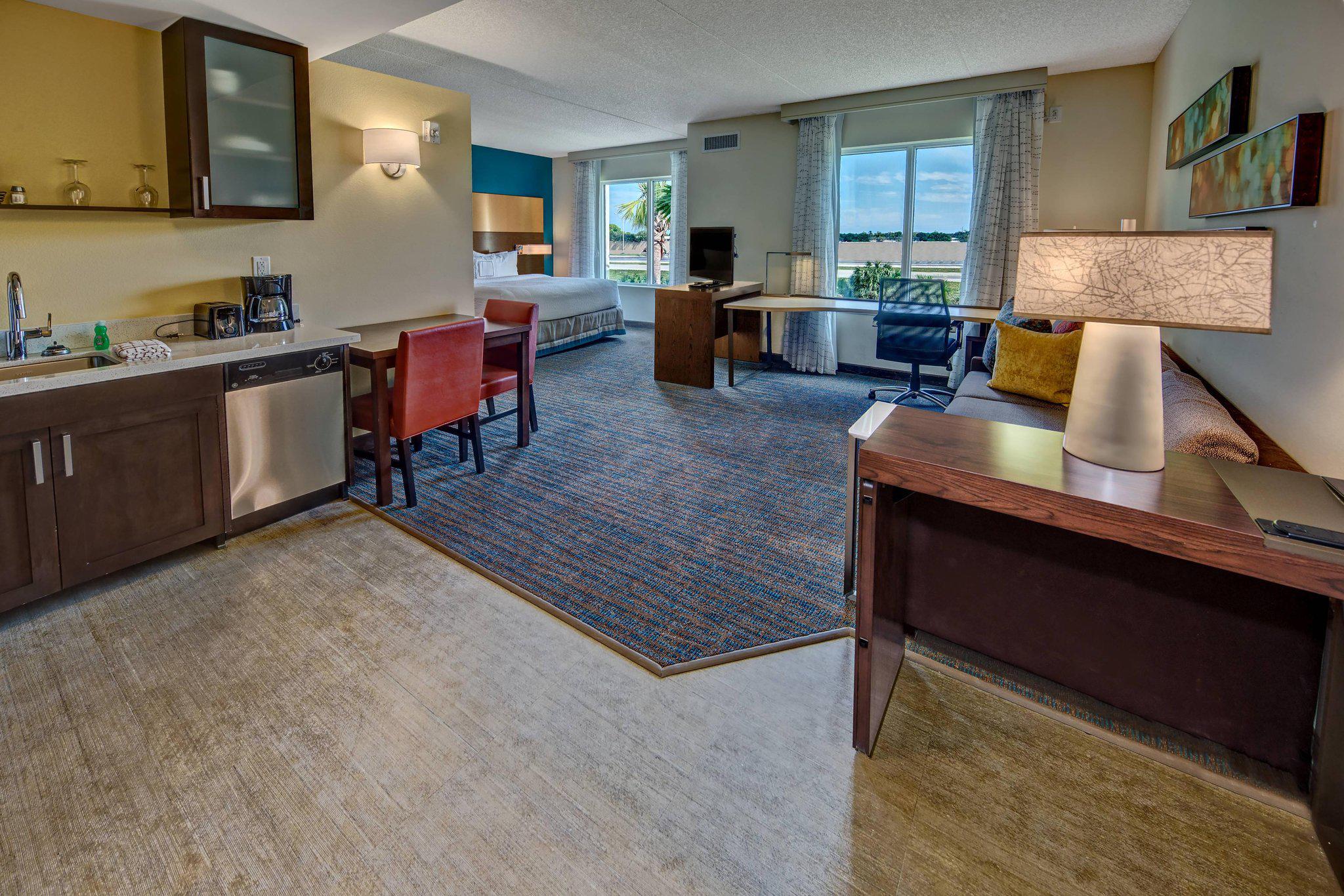 Residence Inn by Marriott Fort Lauderdale Pompano Beach Central Photo