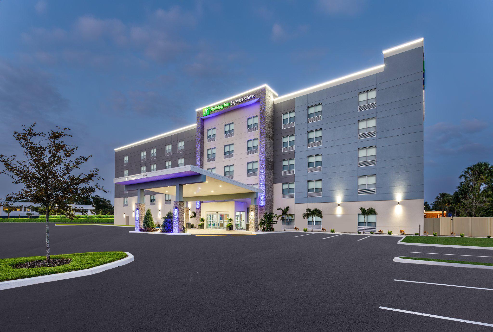 Holiday Inn Express & Suites Tampa Stadium - Airport Area by IHG Image