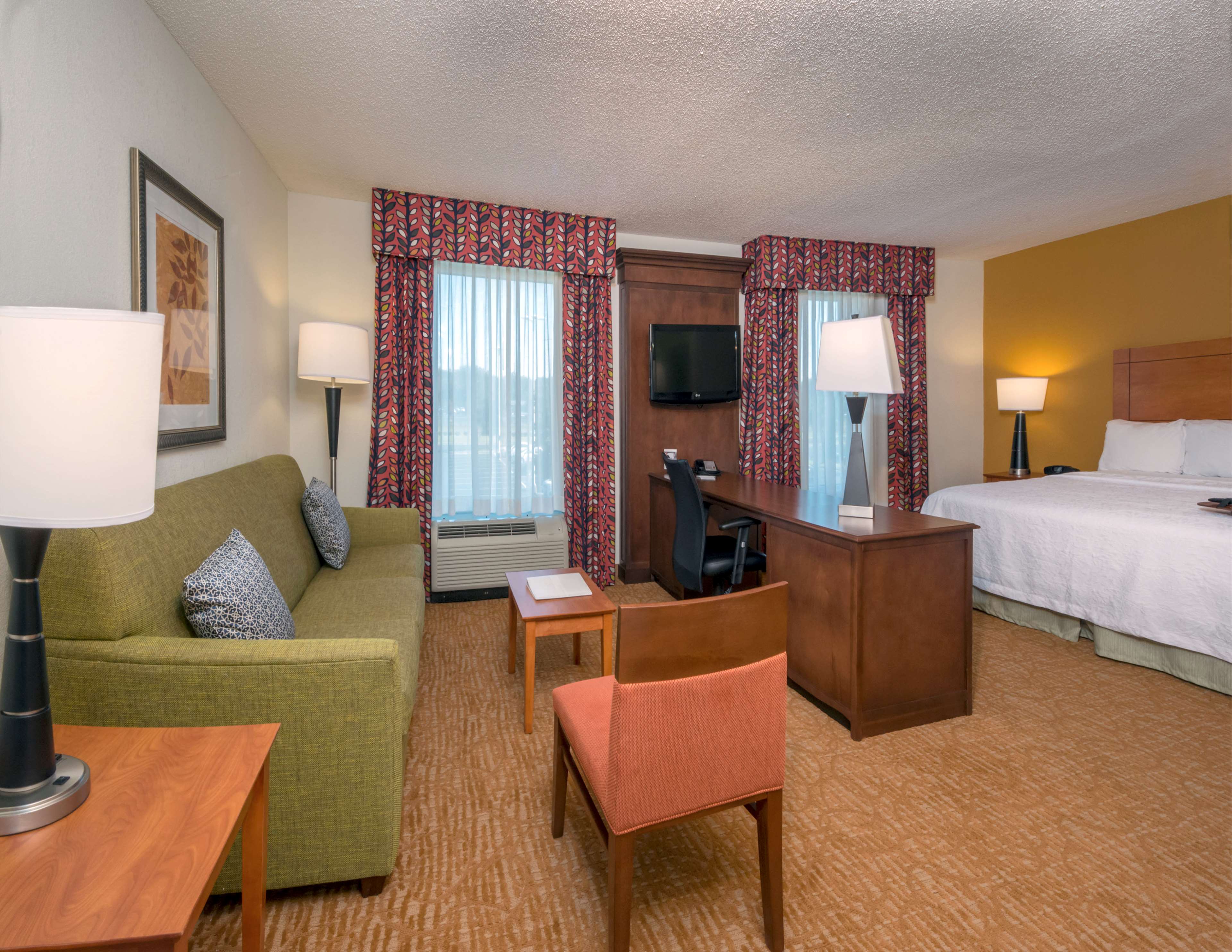 Guest room