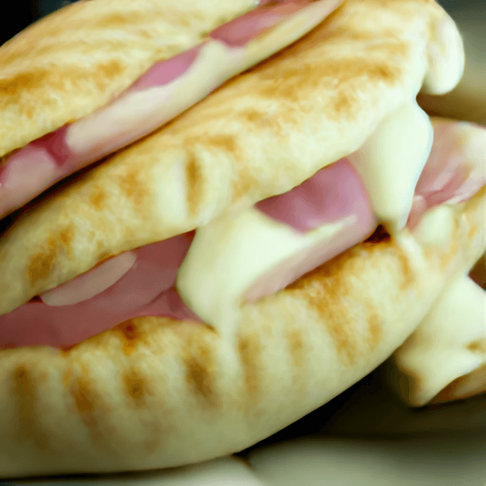 Ham & Cheese Pita