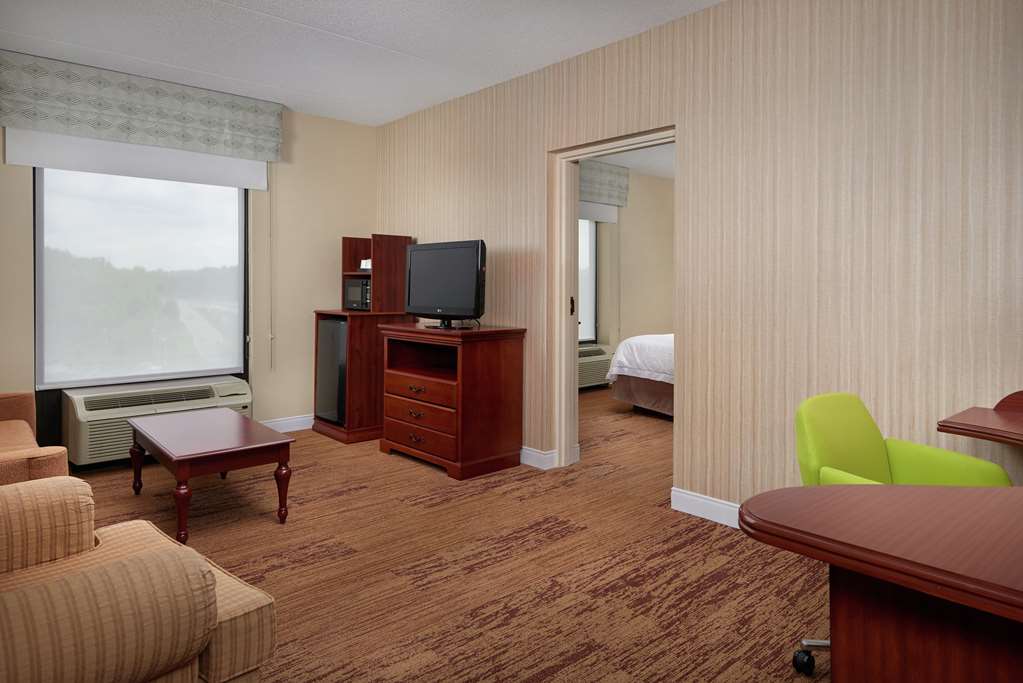 Hampton Inn Shrewsbury Image