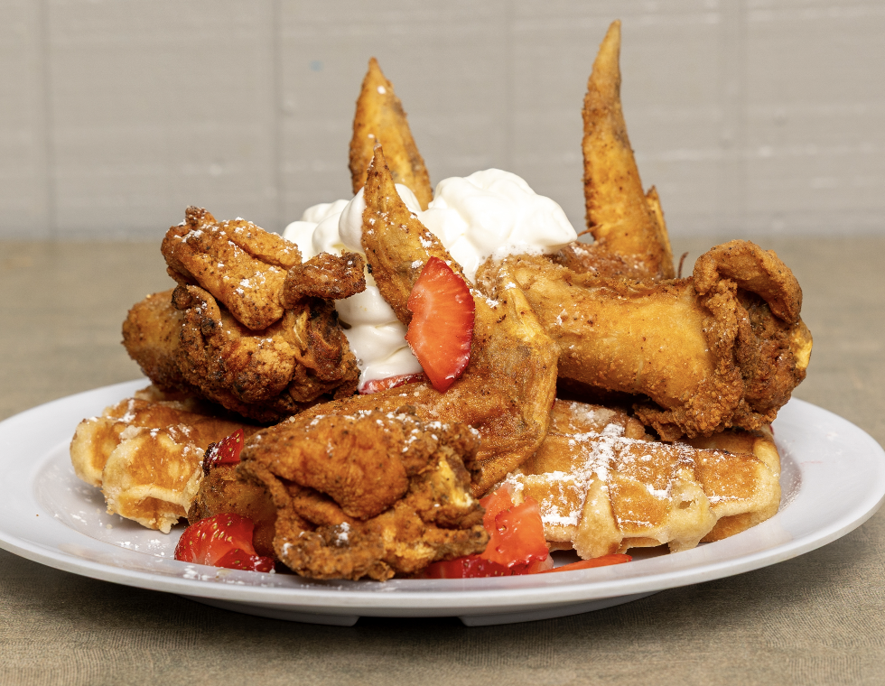 CHICKEN & WAFFLES