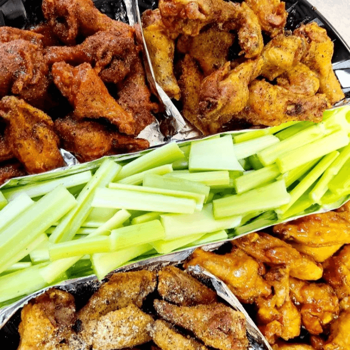 Buffalo Chicken Wings (30 Pieces)