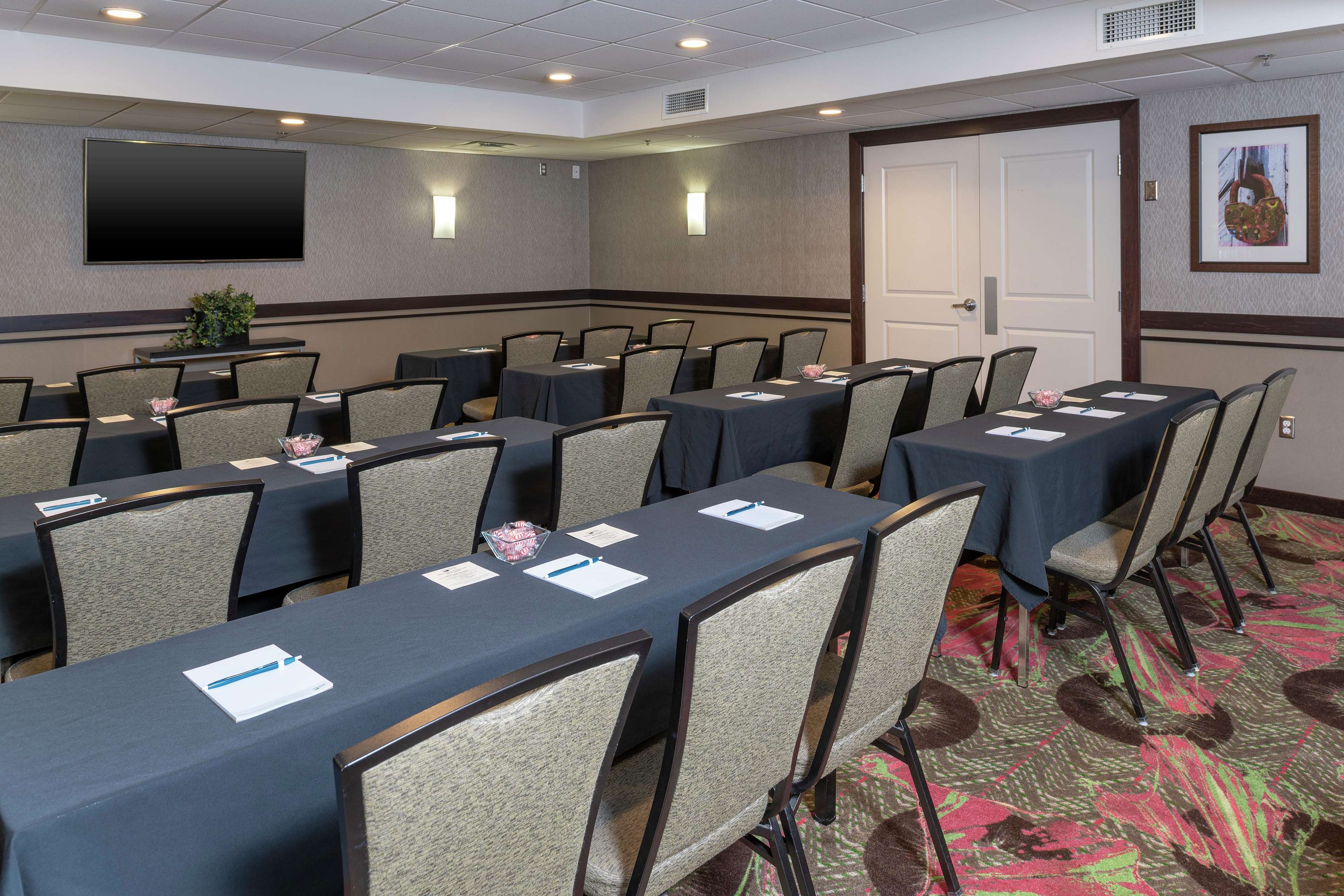 Homewood Suites by Hilton Columbus/Polaris, OH Photo