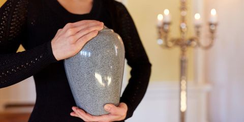 5 Frequently Asked Questions About Cremation