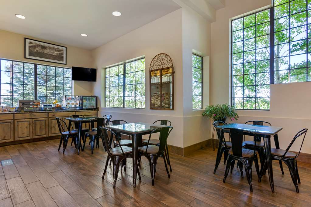 Best Western Paint Pony Lodge Image