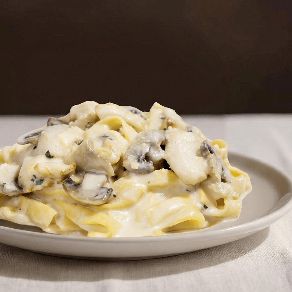 Fettuccine Con Panna Chicken and Mushrooms