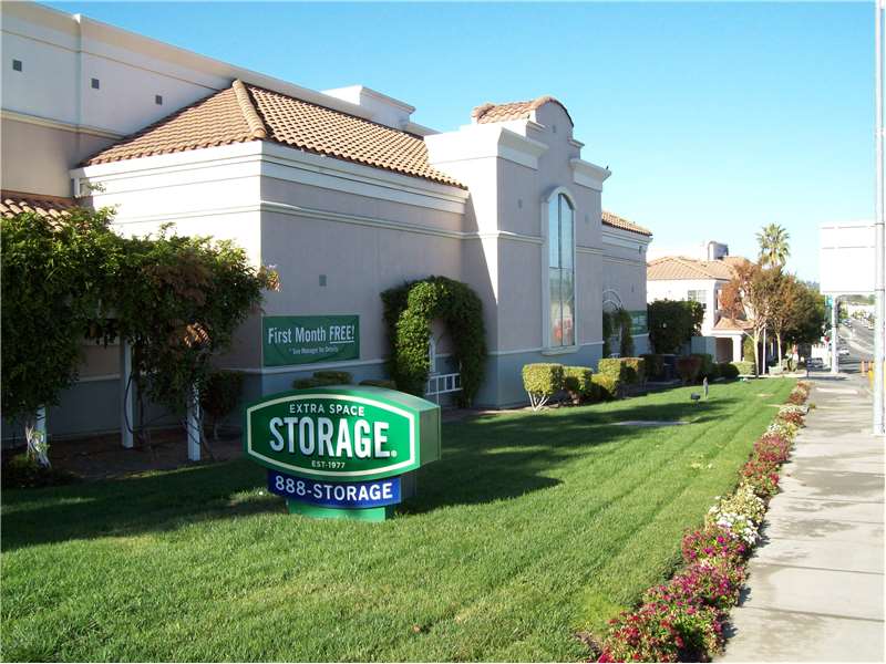 Extra Space Storage