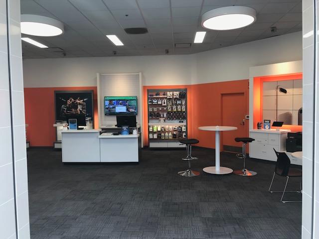 AT&T Store Photo