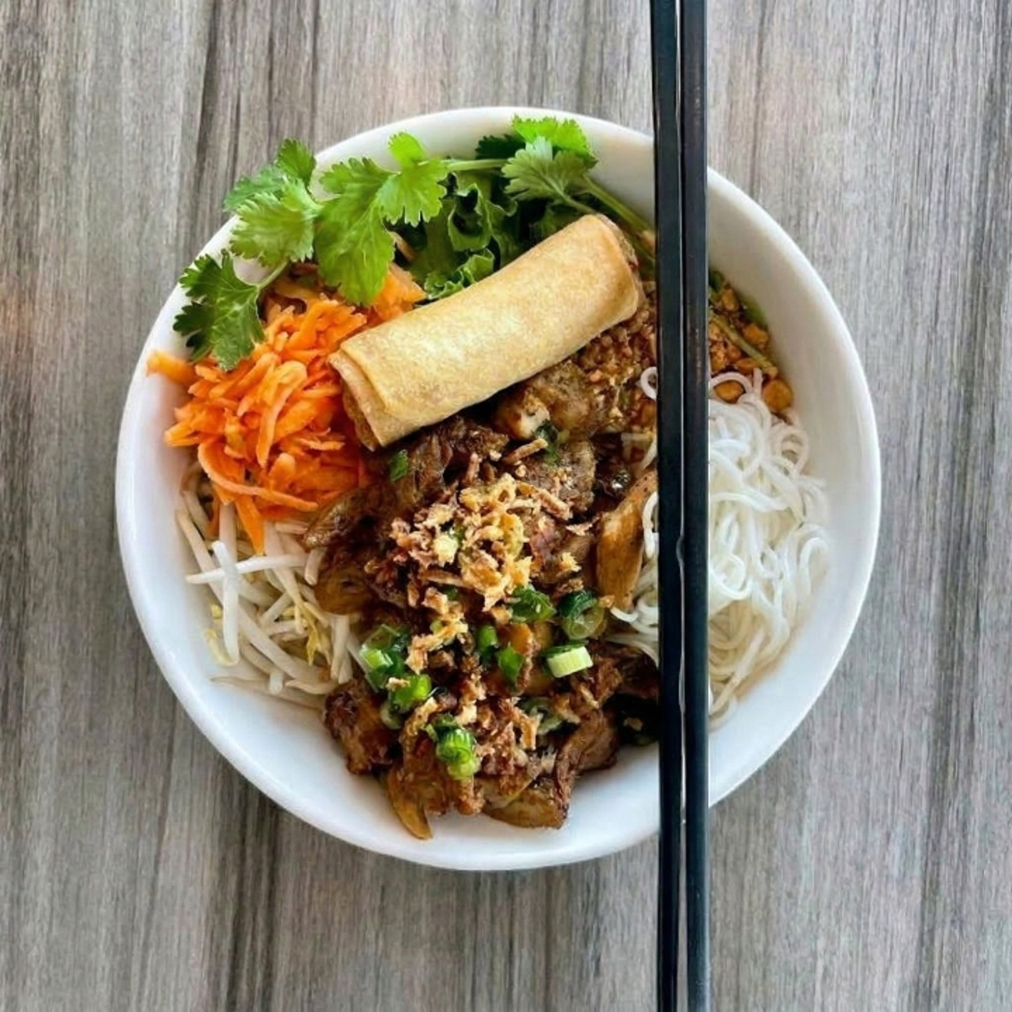 Bún Gà Nướng