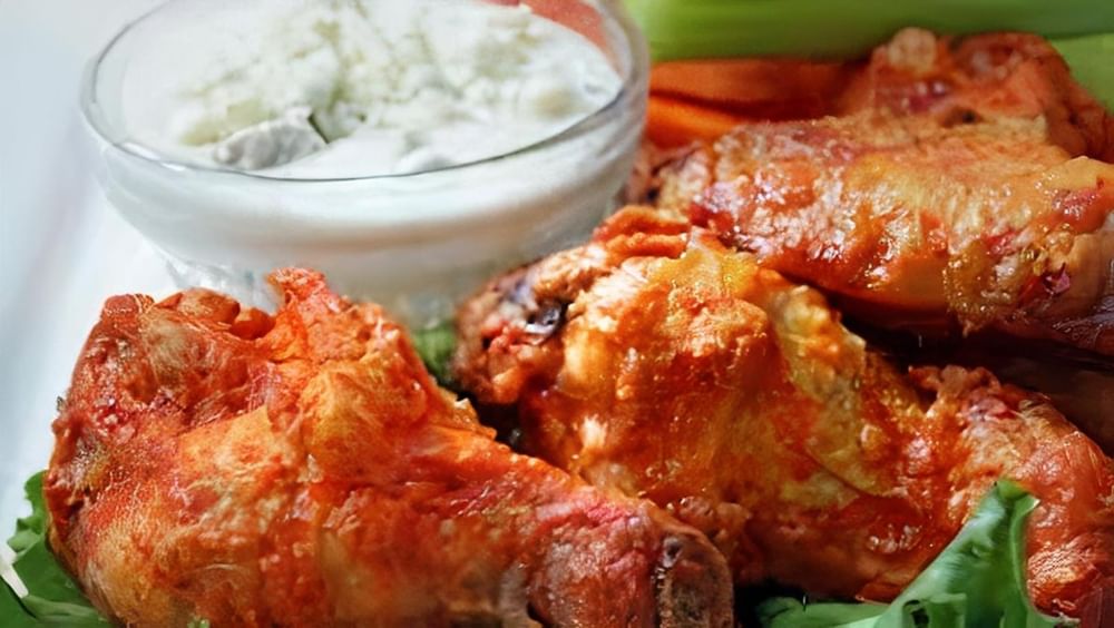 6 Wings w.fries