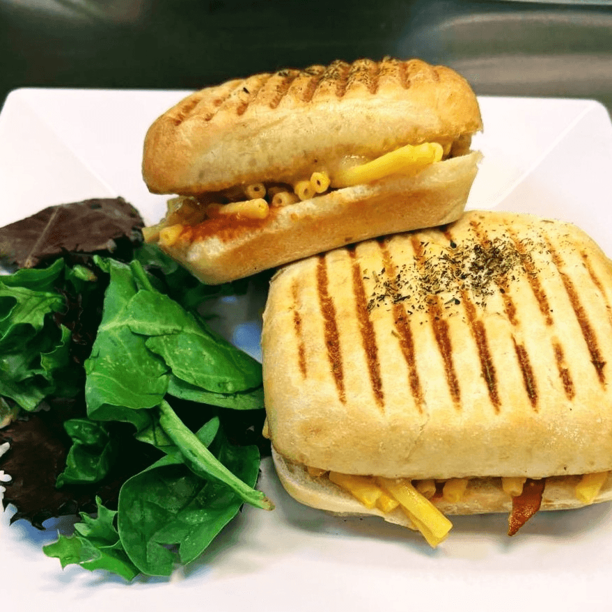 Mac & Cheese Panini 🌶️