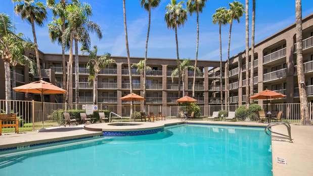Images Best Western Plus Scottsdale Thunderbird Suites