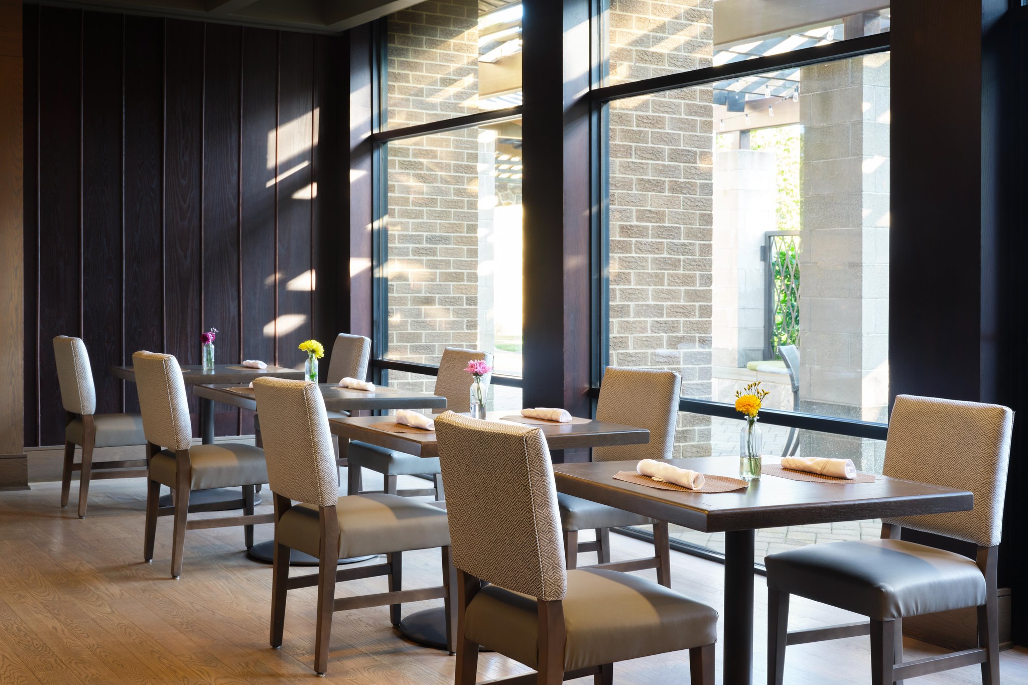 Hotel Indigo Long Island - East End by IHG Image