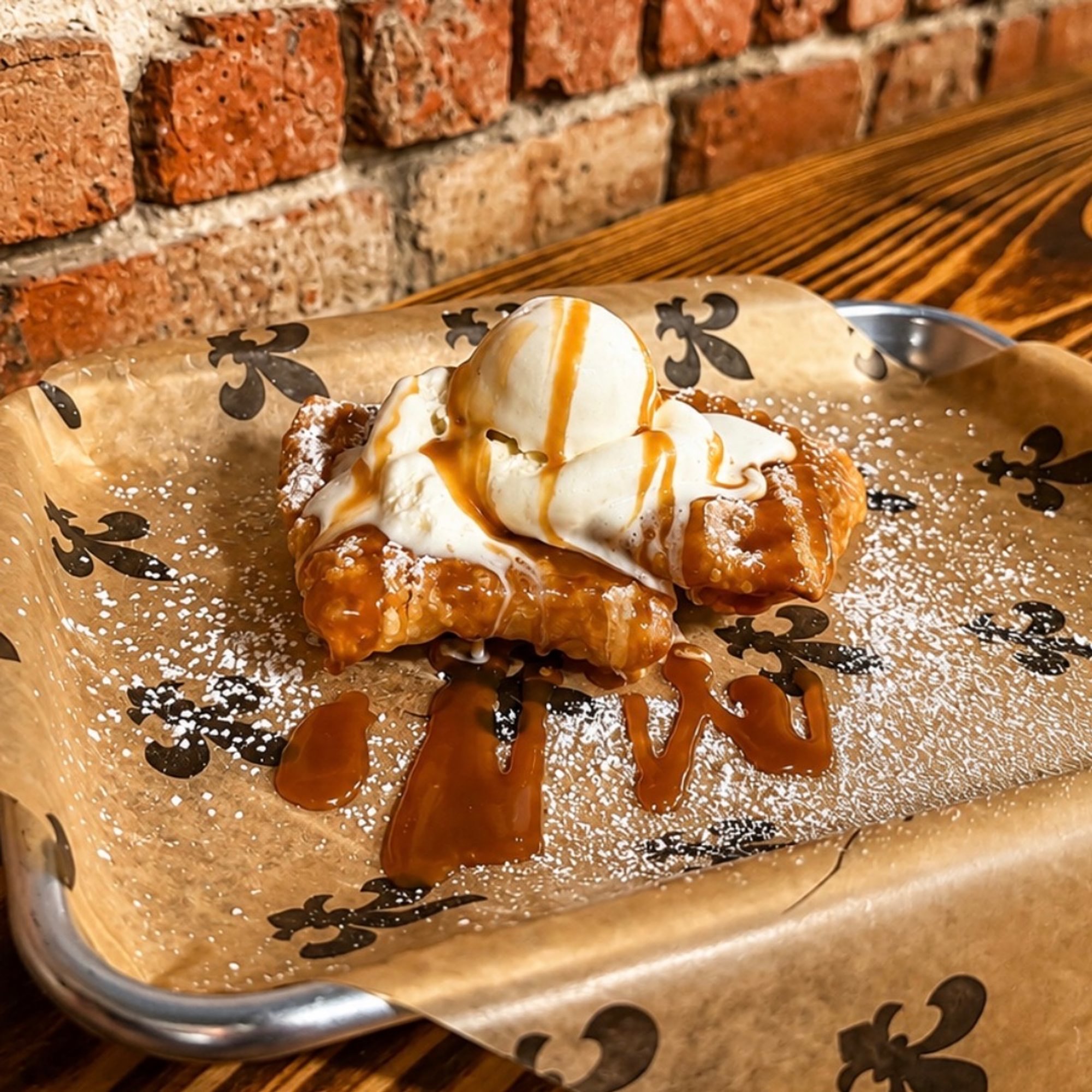 Apple Pie Egg Rolls (Signature)
