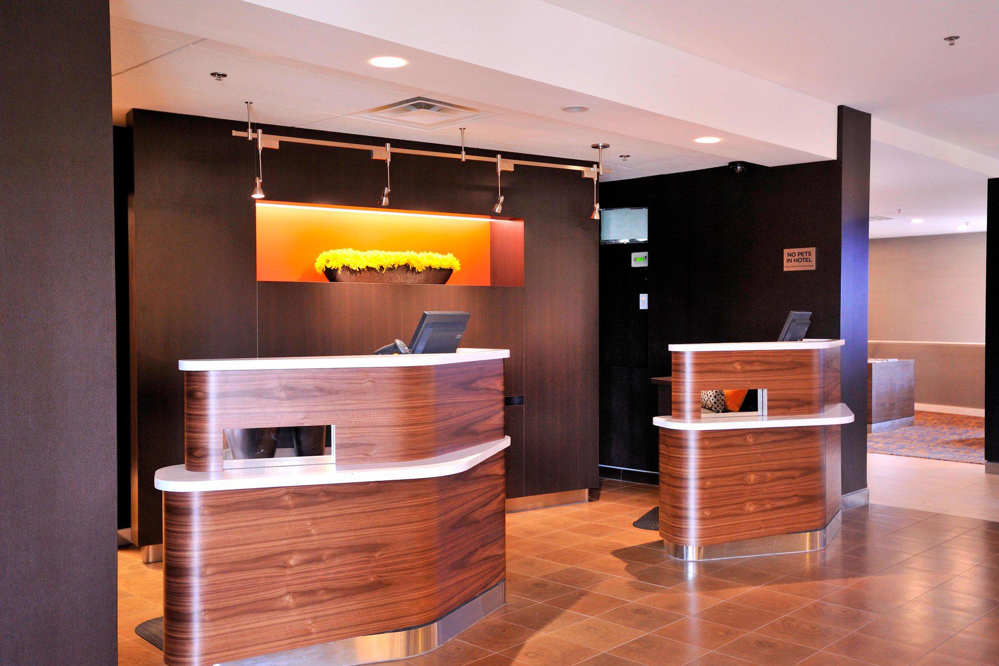 Courtyard by Marriott New Haven Wallingford Photo