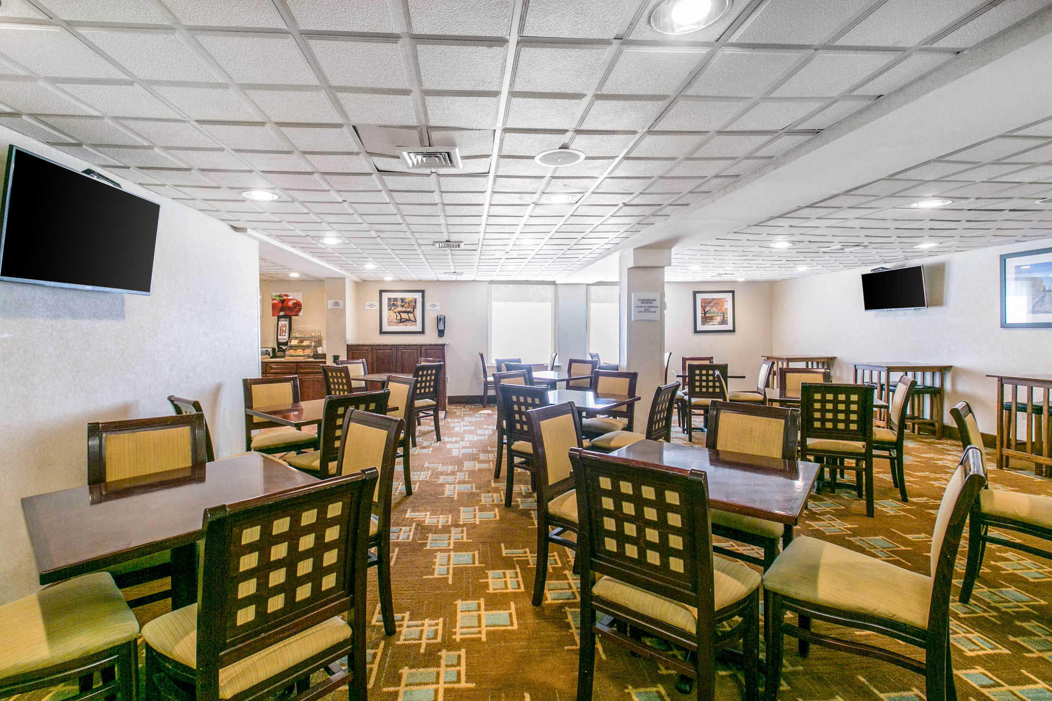 Quality inn edison new jersey Book a room at the Quality Inn hotel in Edison, NJ. This Edison hotel is near the New Jersey Convention & Expo Center, Menlo Park Mall & all NYC attractions. Book a room at the Quality Inn hotel in Edison, NJ. This Edison hotel is near the New Jersey Convention & Expo Center, Menlo Park Mall & all NYC attractions/5().