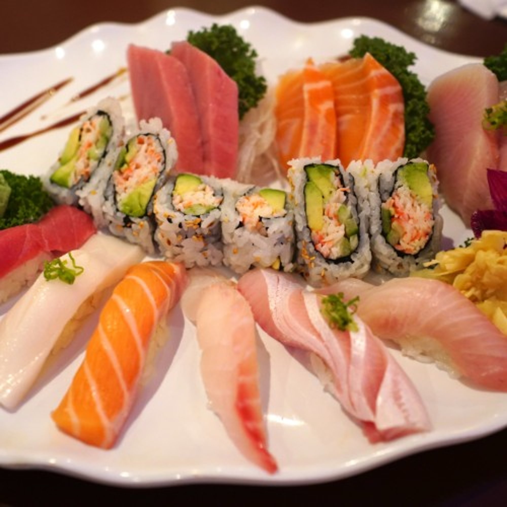 Sushi & Sashimi Combo