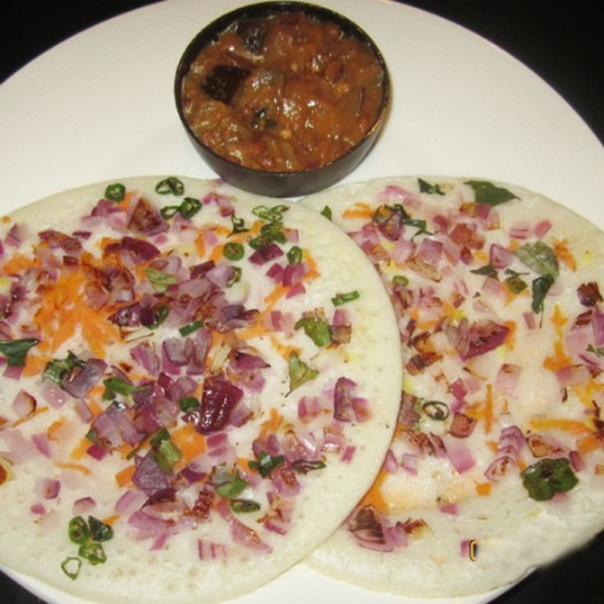 Onion Tomato Uttapam
