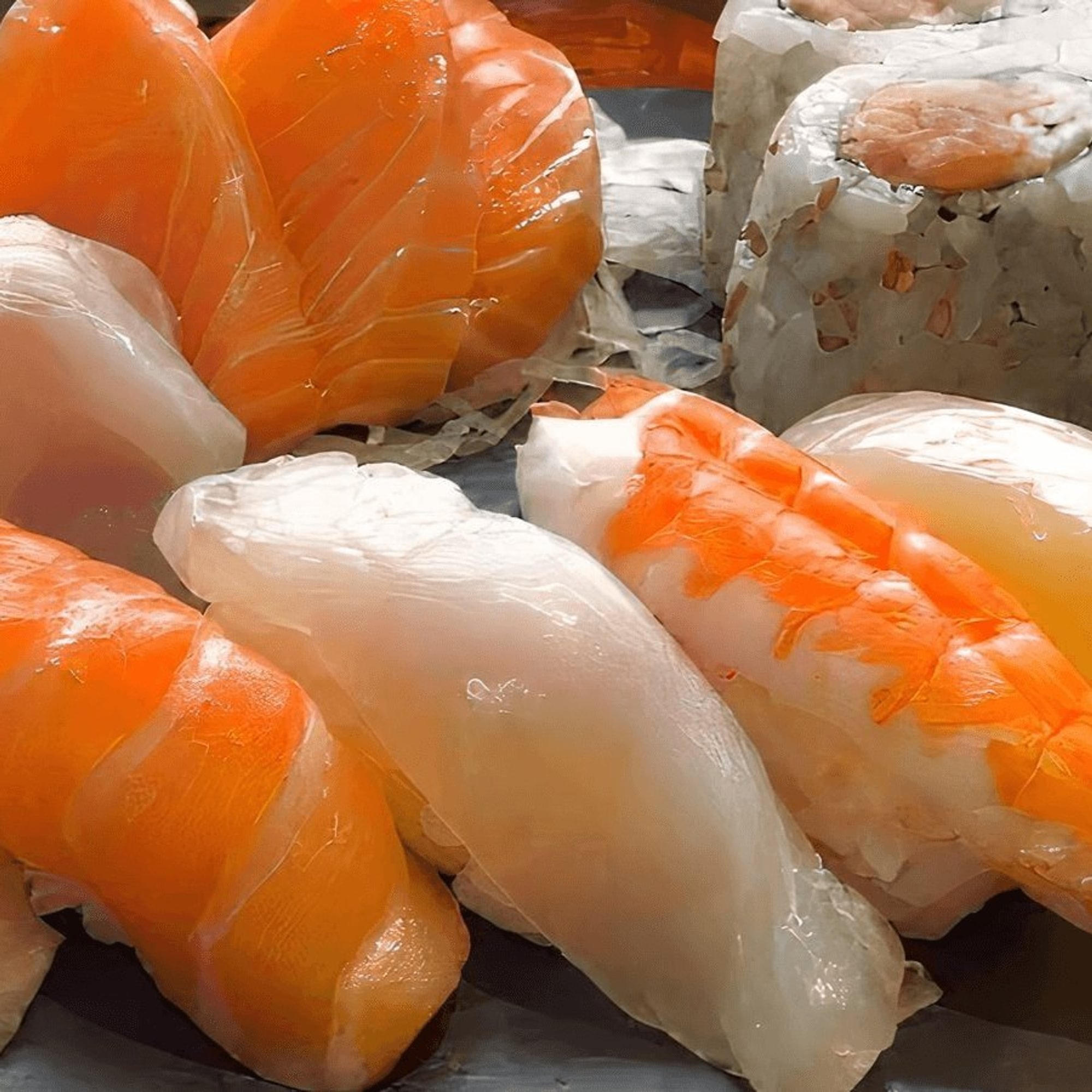 Sushi & Sashimi Combo A (13pcs)