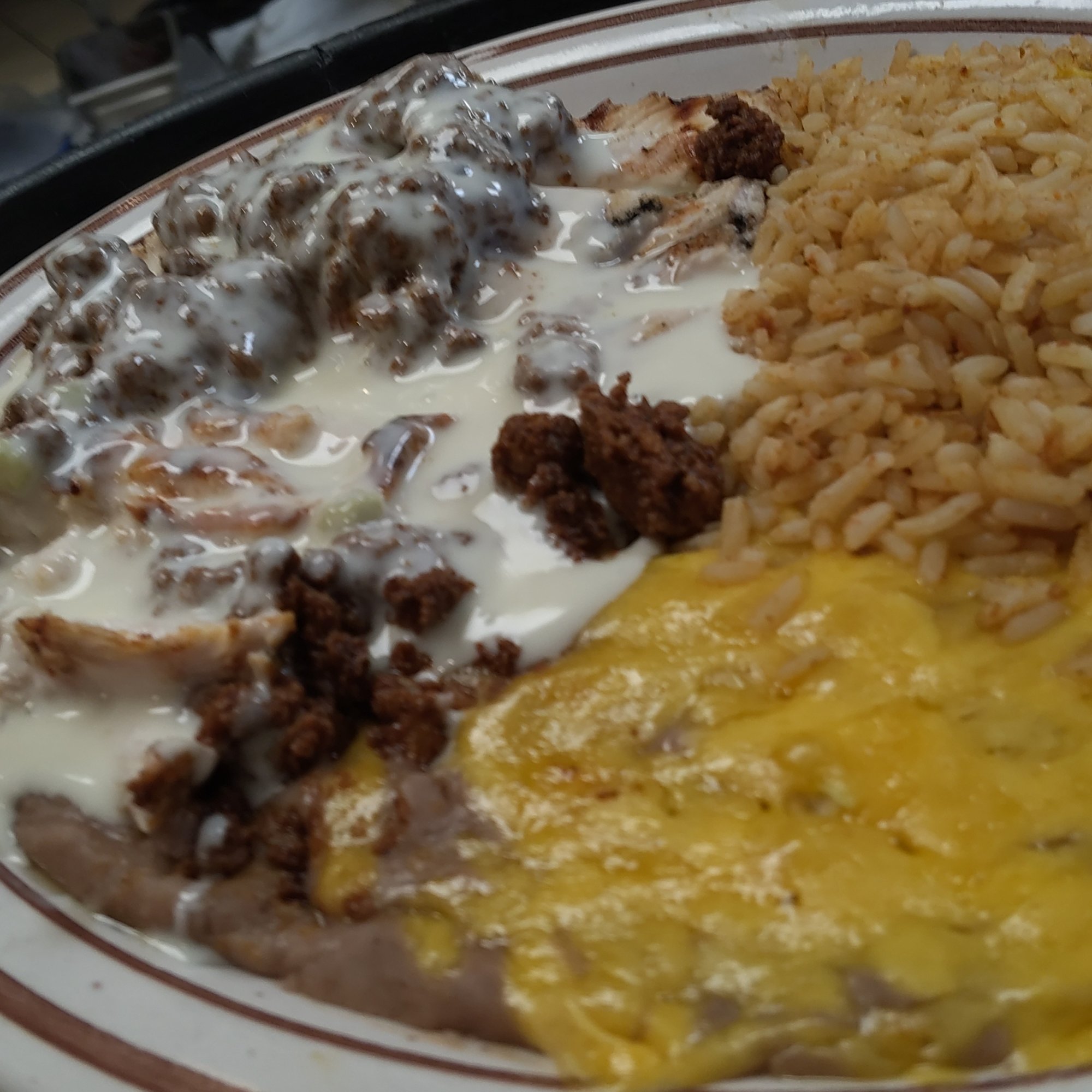 Pollo Con Chorizo