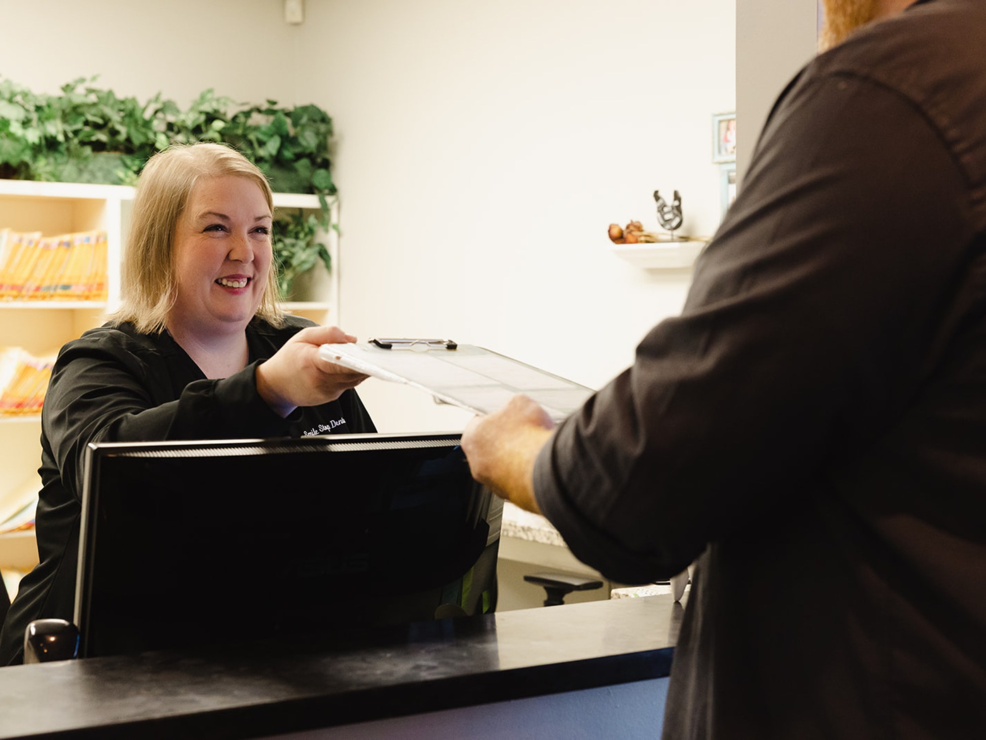 Smile Stop Dentures & Implants Image