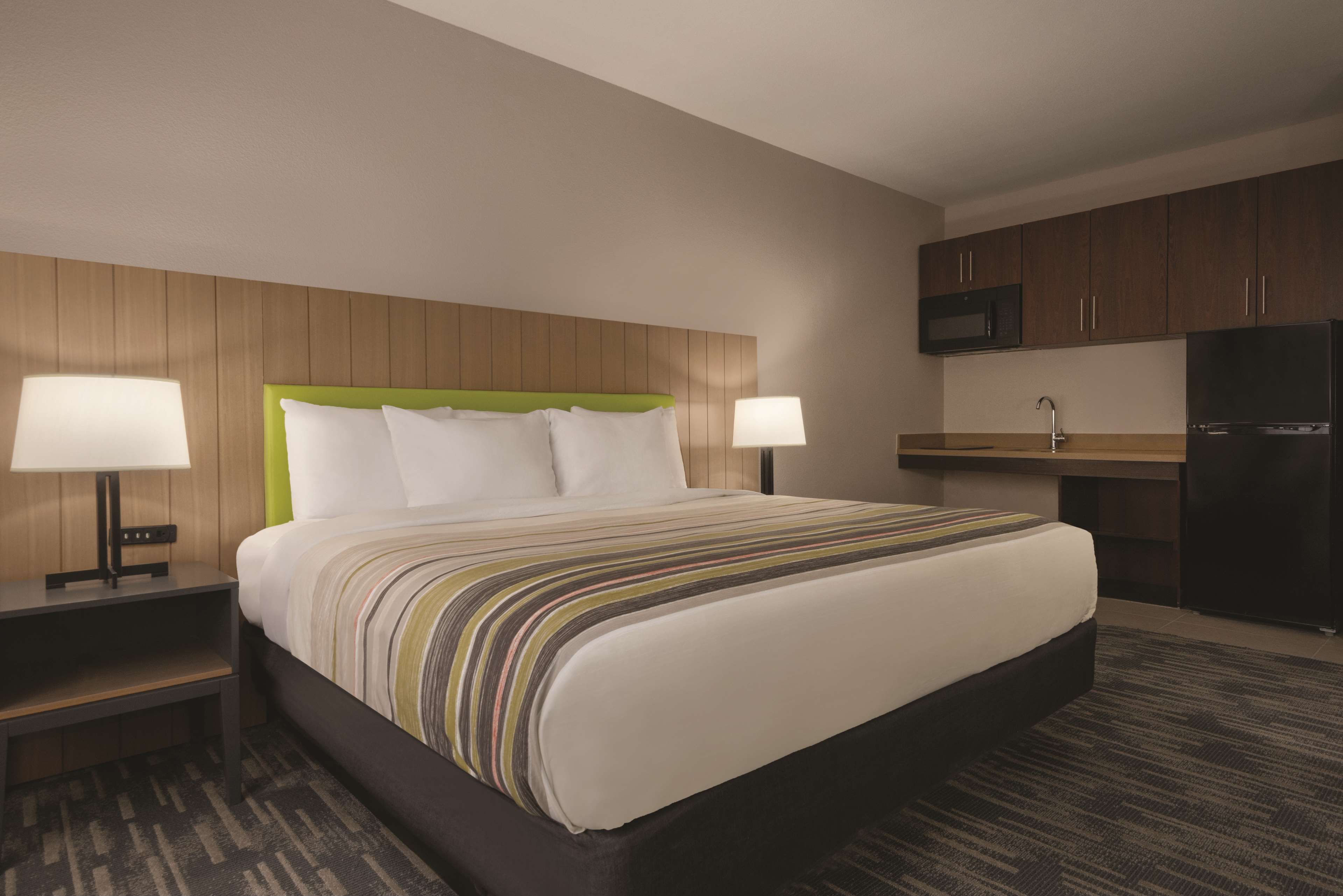 Country Inn & Suites by Radisson, Oklahoma City - Bricktown, OK Photo