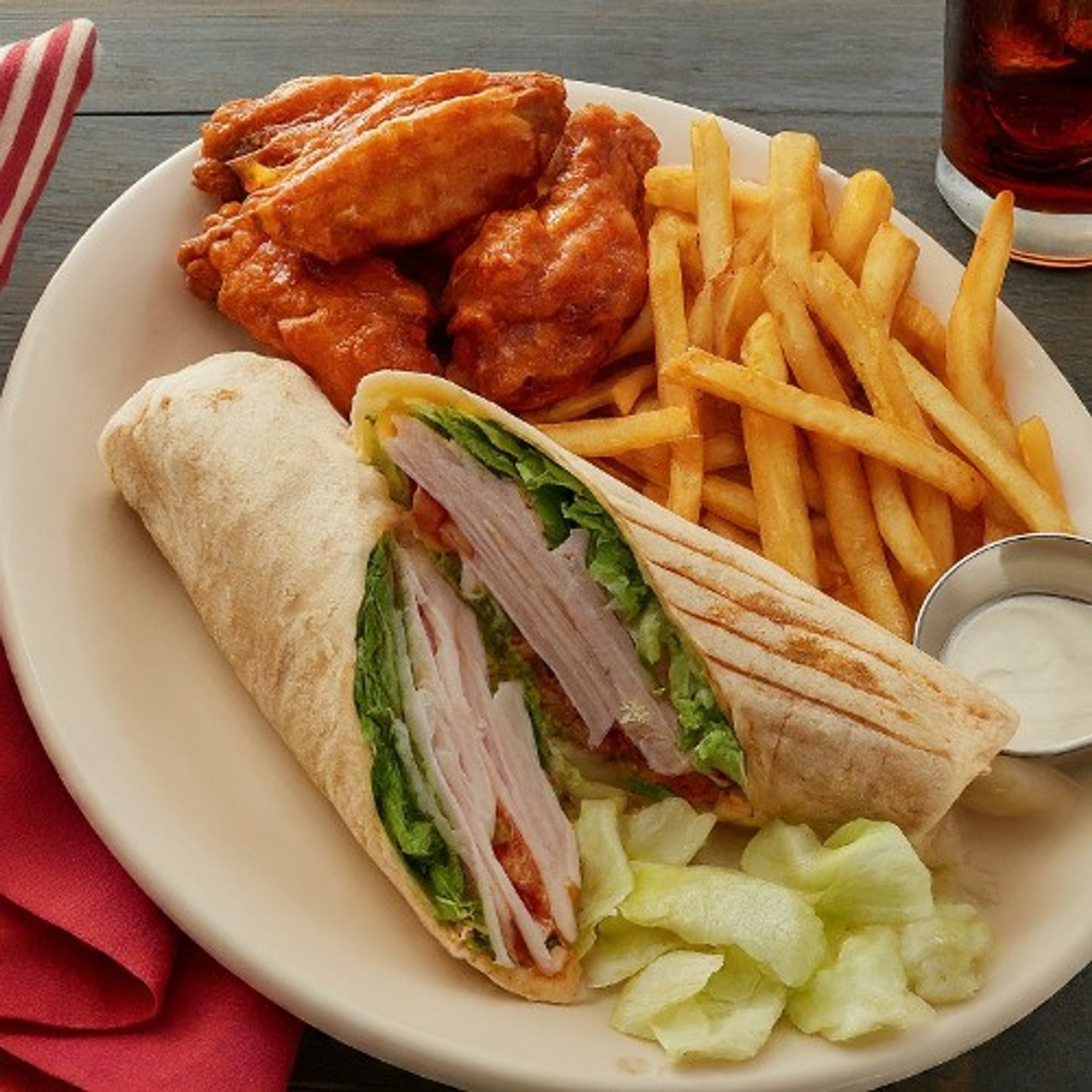 Wrap and 5 Pieces Wings Combo