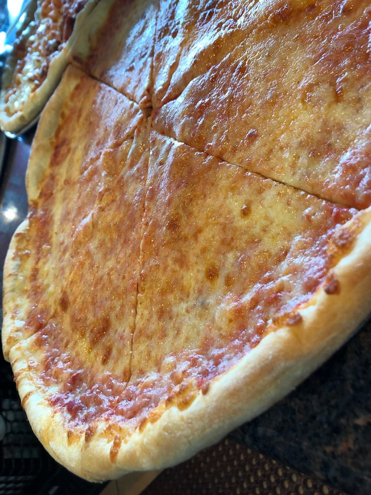 Regular Cheese Pizza (18")