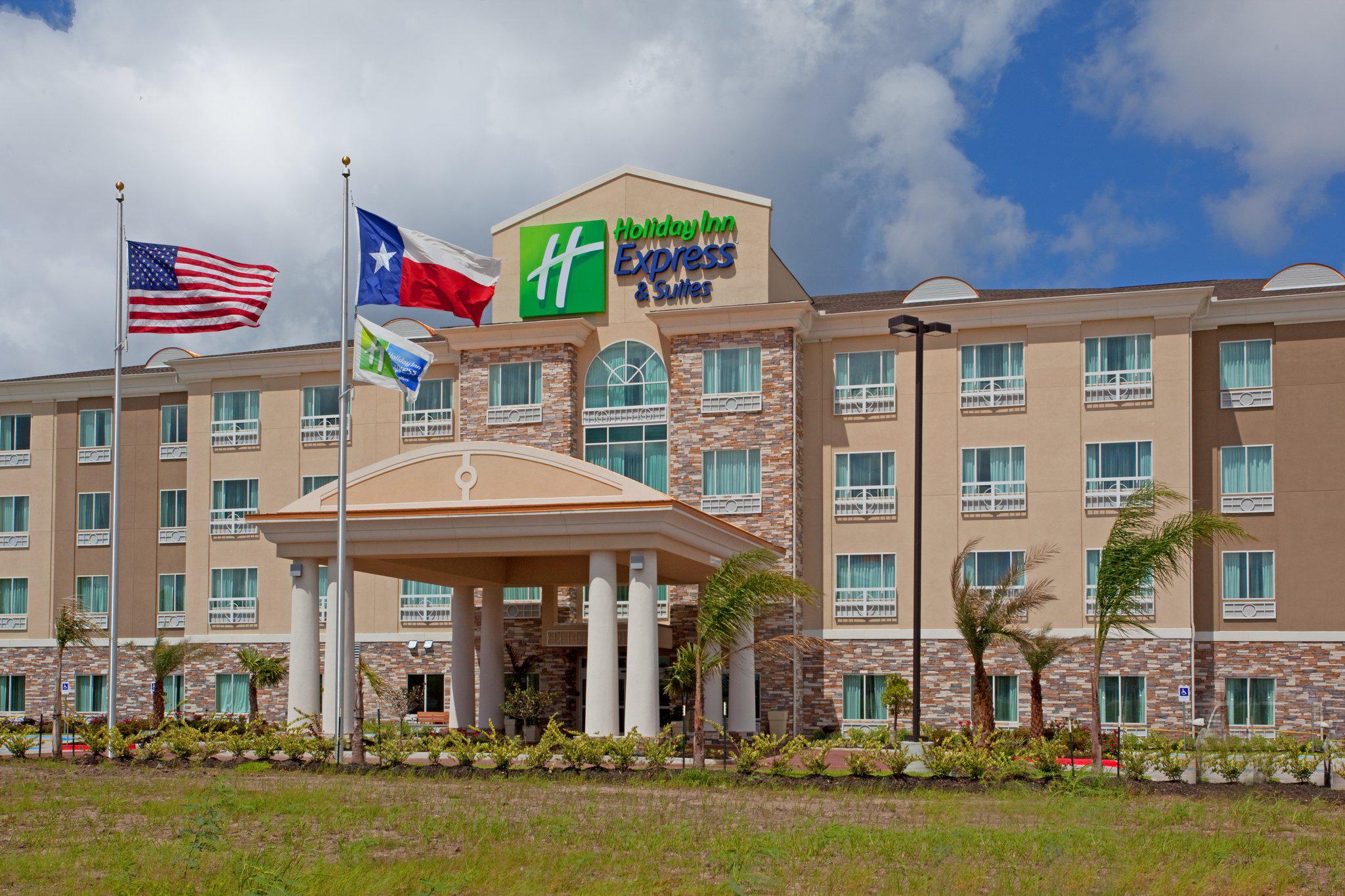 Holiday Inn Express & Suites Houston Space Ctr - Clear Lake Photo