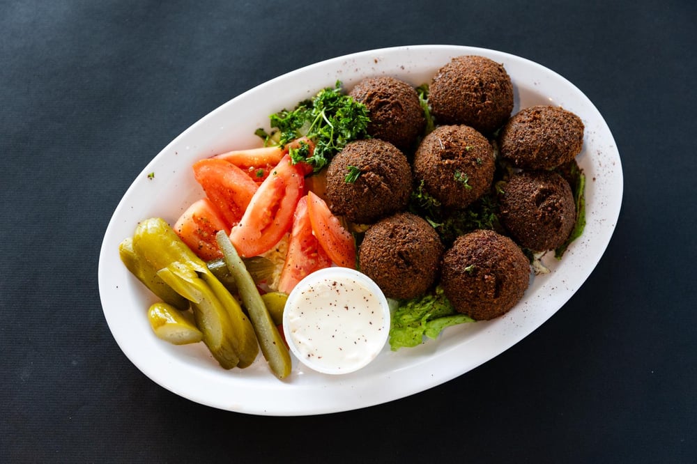Falafel Platter (8)