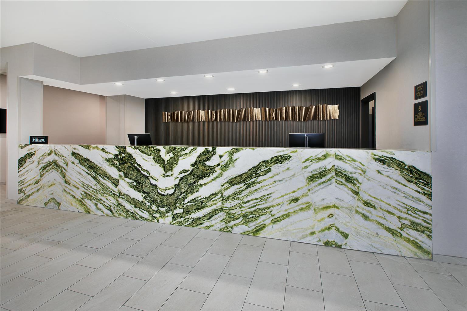 DoubleTree by Hilton Detroit Novi Image