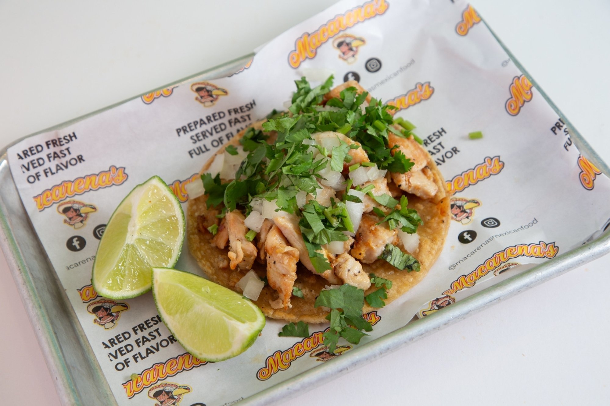 Grilled chicken street taco