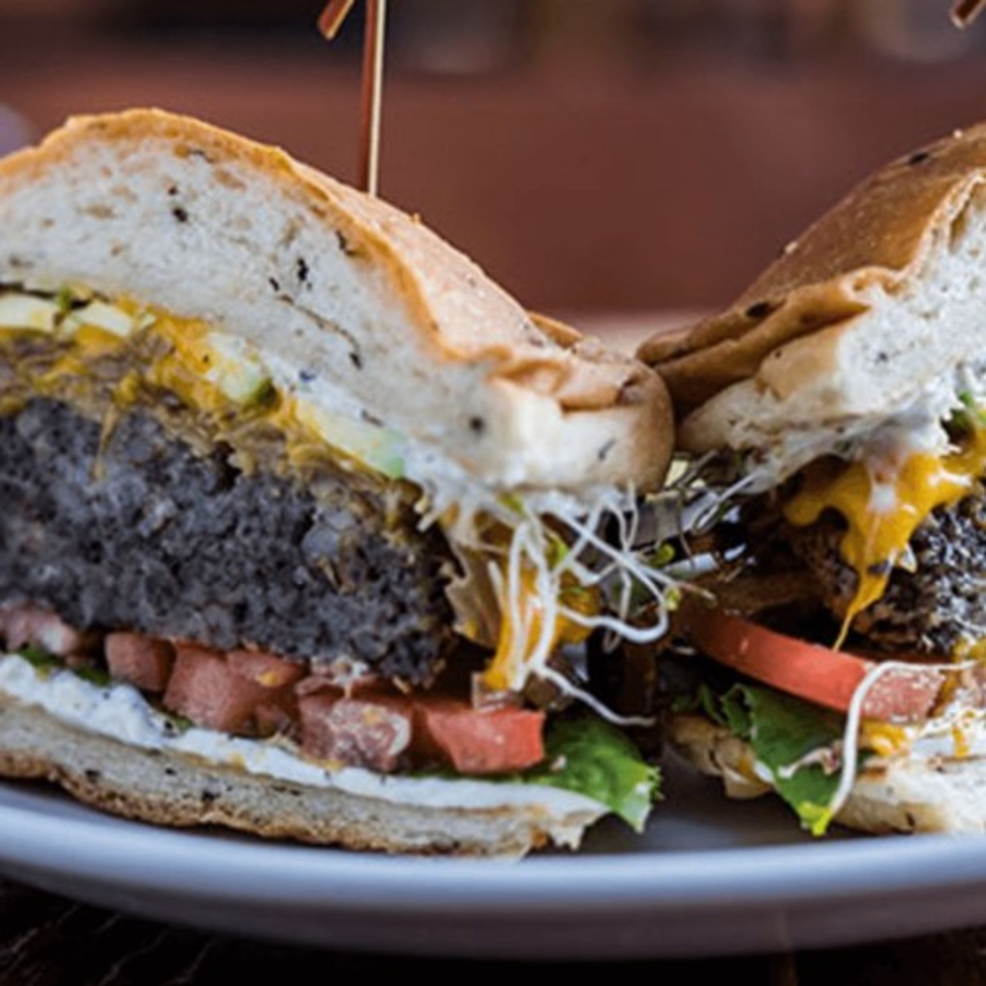 Mushroom Barley Burger (V)