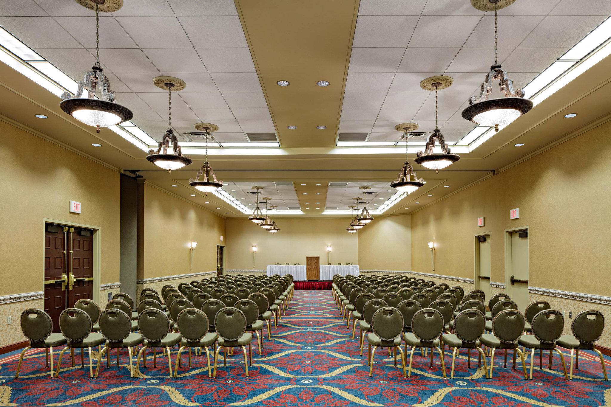 Sheraton Syracuse University Hotel & Conference Center Photo