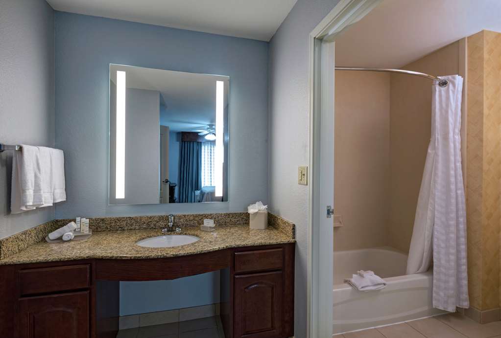Homewood Suites by Hilton Fort Collins Image