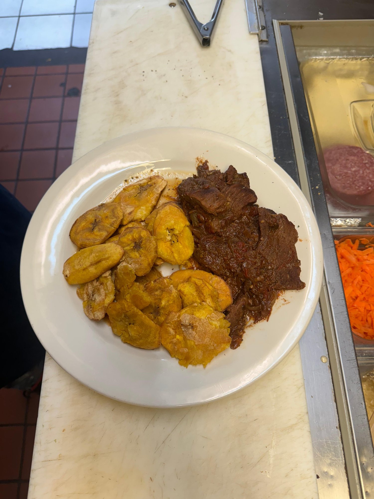 Carnes de Red Guisada - Beef Meat in Marinara Sauce