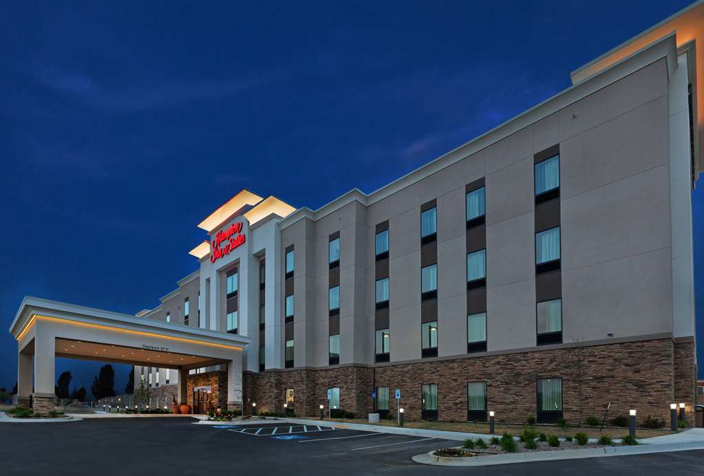 Hampton Inn & Suites Claremore Image