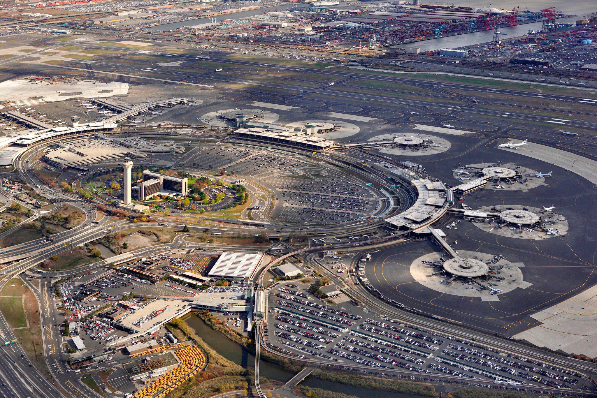 Newark Liberty International Airport Marriott Photo