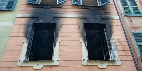 How Dry Ice Blasting Can Help Restore Your Home After a Fire