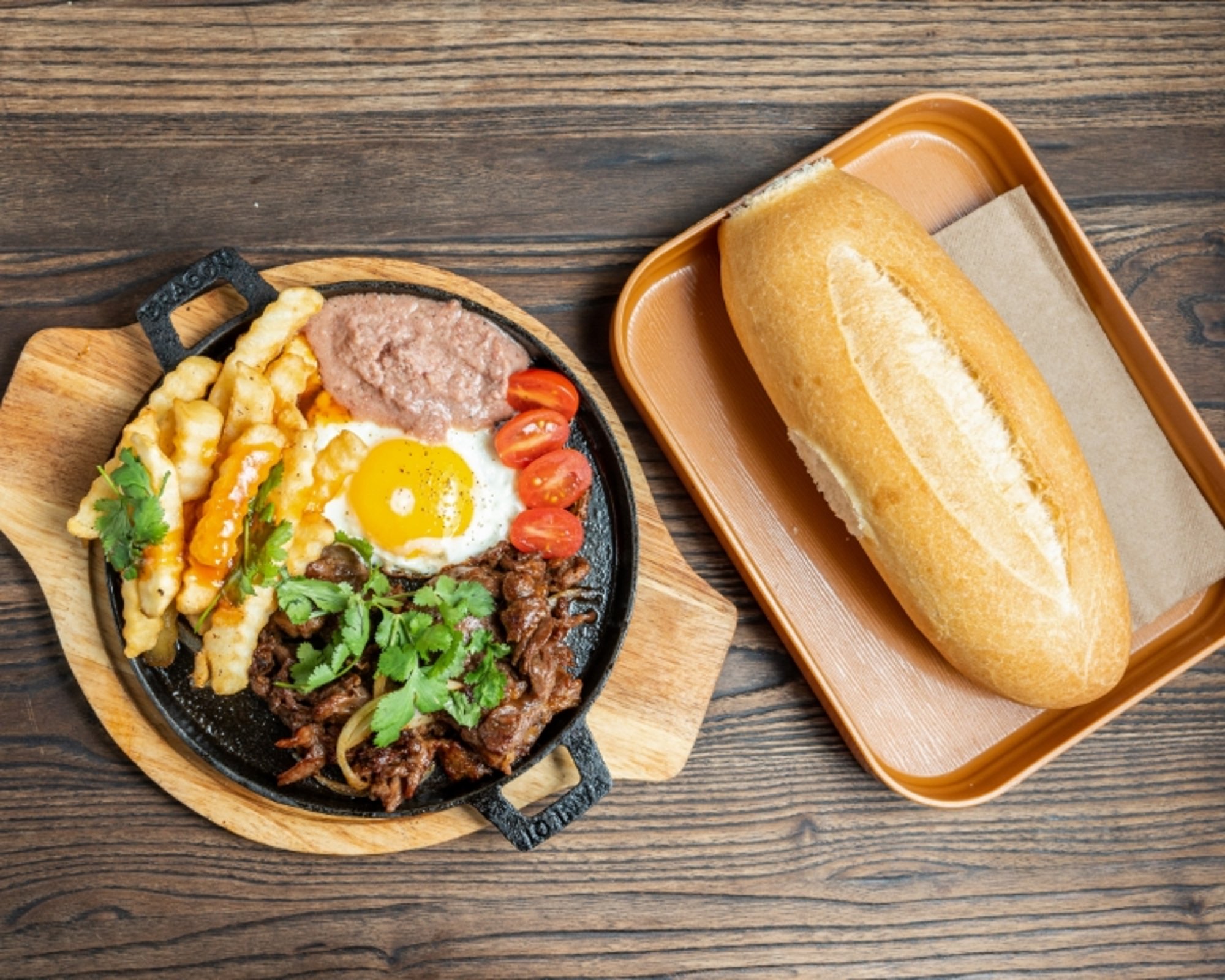 Banh Mi Bo Ne