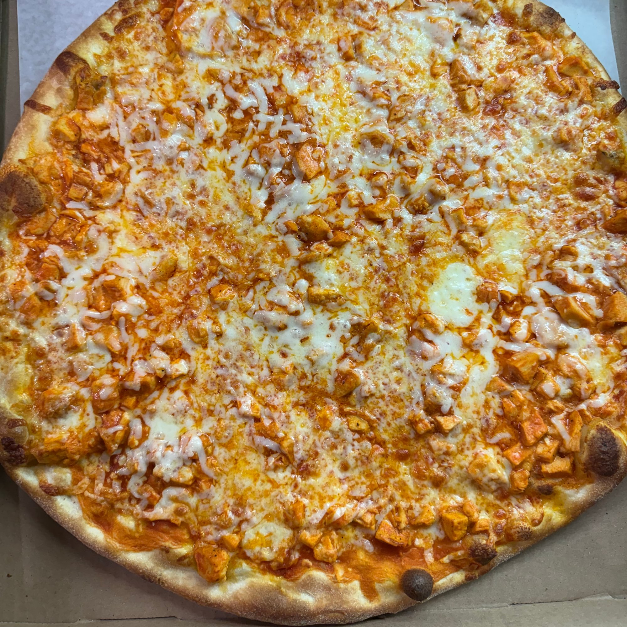 Buffalo chicken pizza (Woodfired)