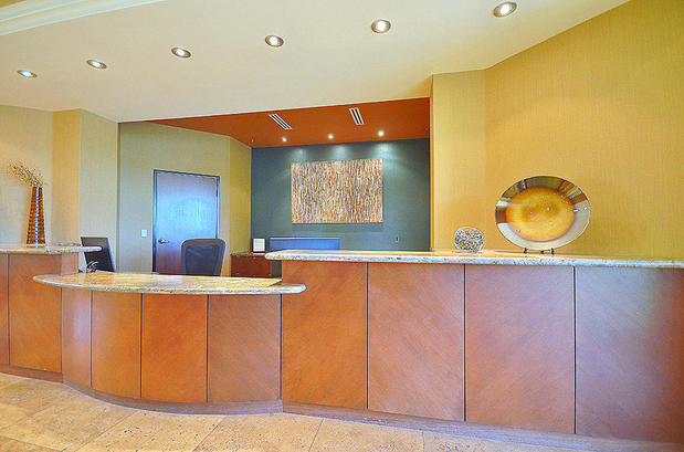 Images Premier Workspaces