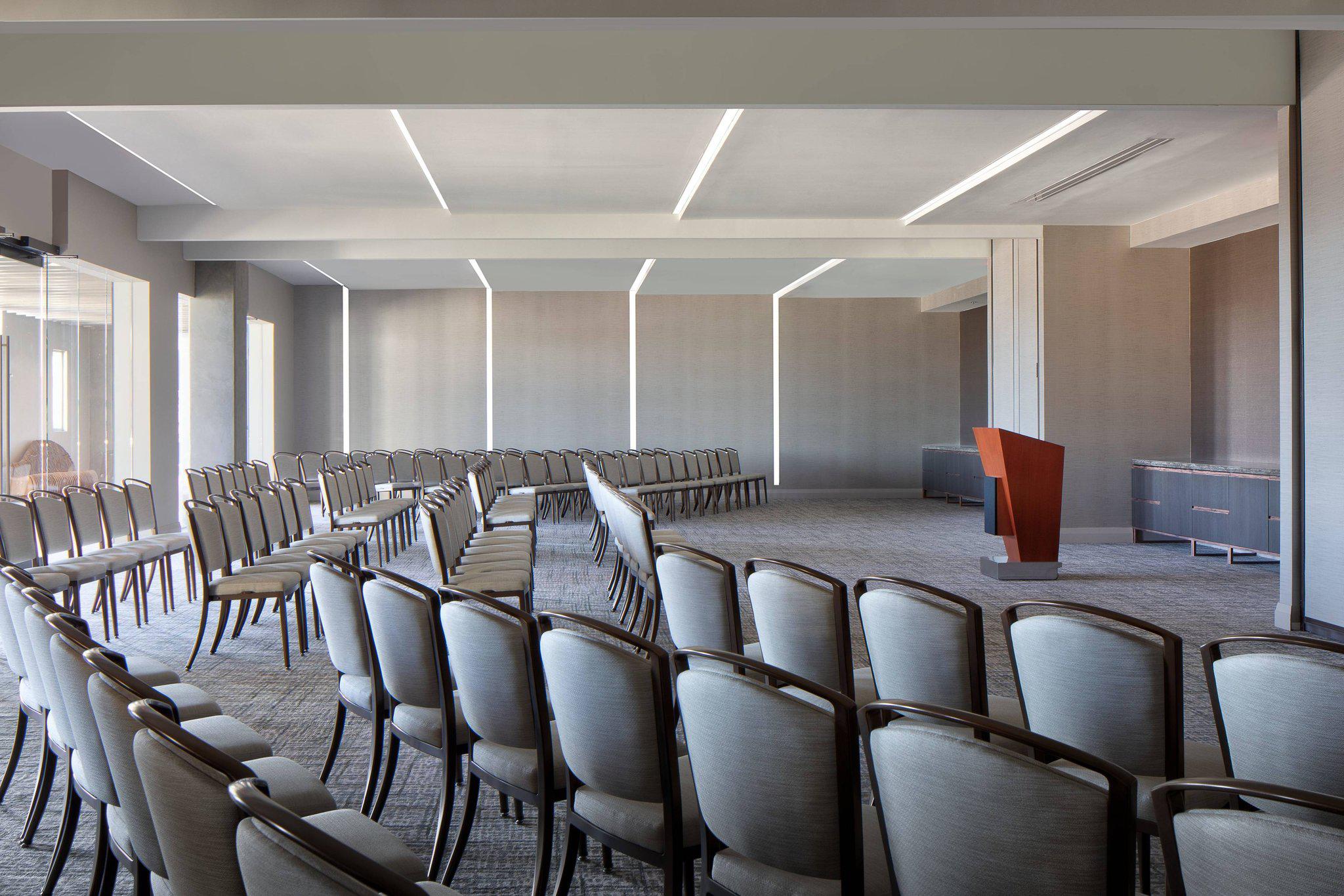 Odessa Marriott Hotel & Conference Center Photo