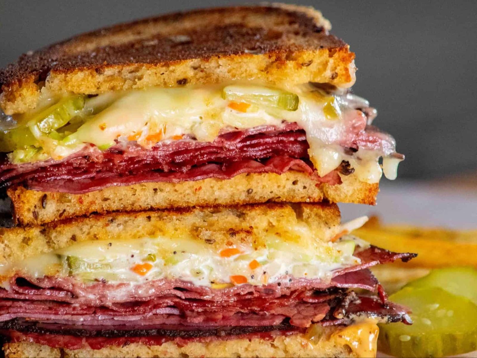 Hot pastrami or corned beef (rye)
