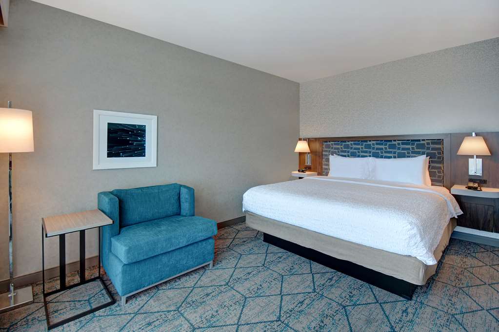 Hampton Inn & Suites Sunnyvale Silicon Valley Image