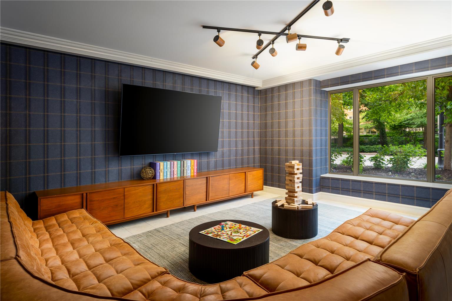 Hilton Orrington/Evanston Image