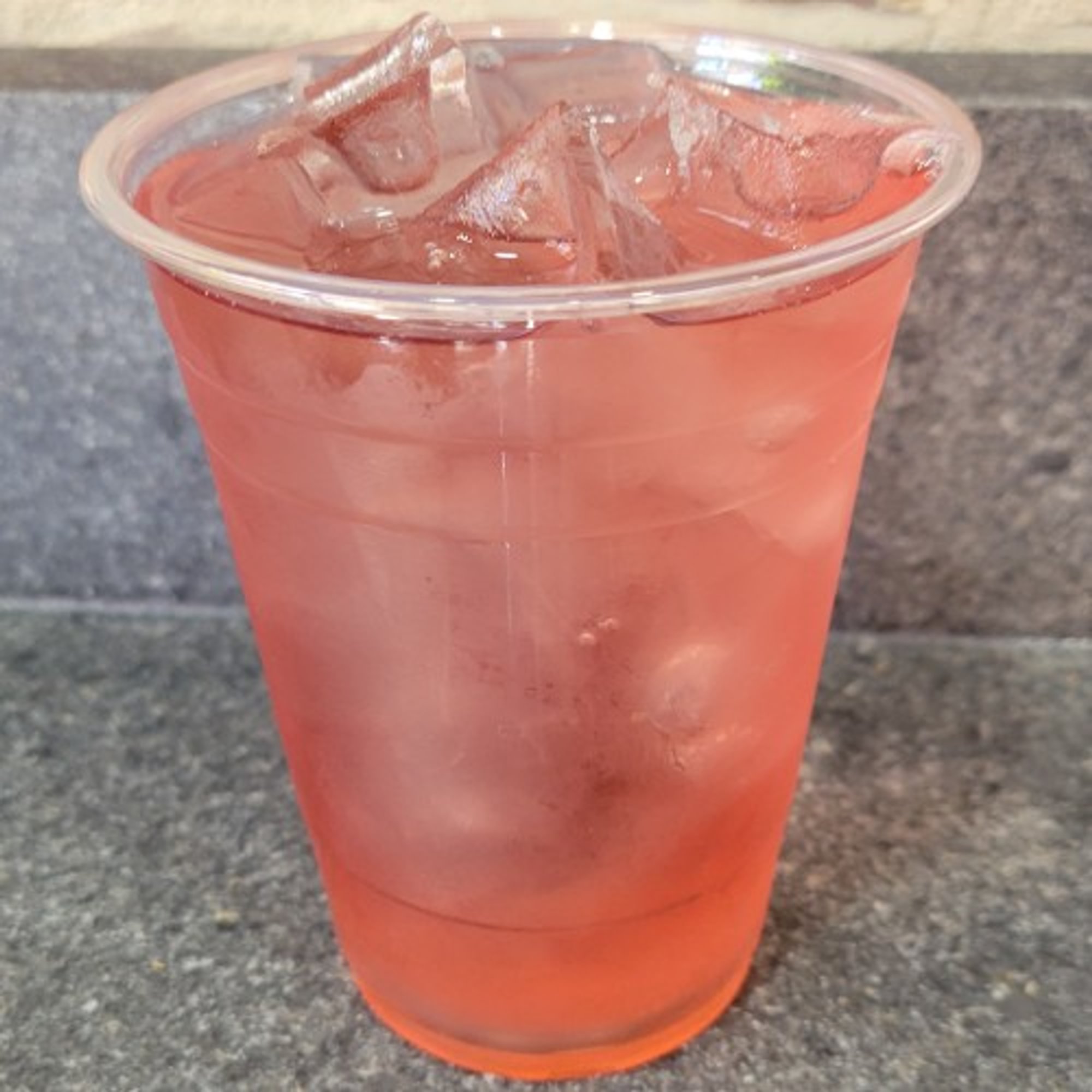 Fresh Pomegranate Raspberry Iced Tea